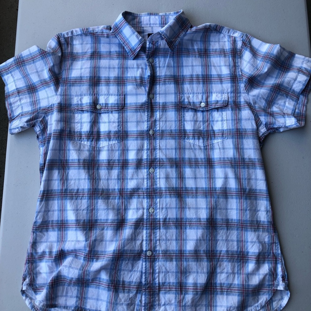 Gap Men’s Short Sleeve Button Up Shirt, Size (L), white w/ light blue plaid